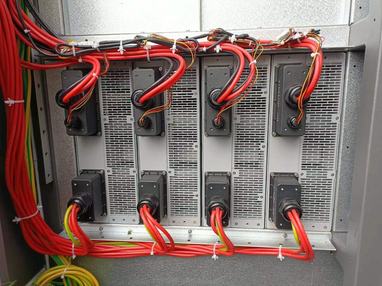 UUGreenPower 30kW charging modules with IP65 protection level_2.jpg